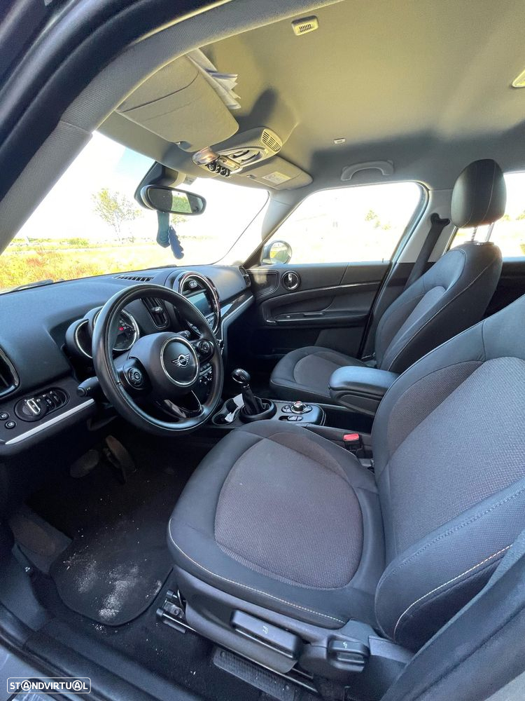 MINI Countryman Cooper SE ALL4 Auto - 8