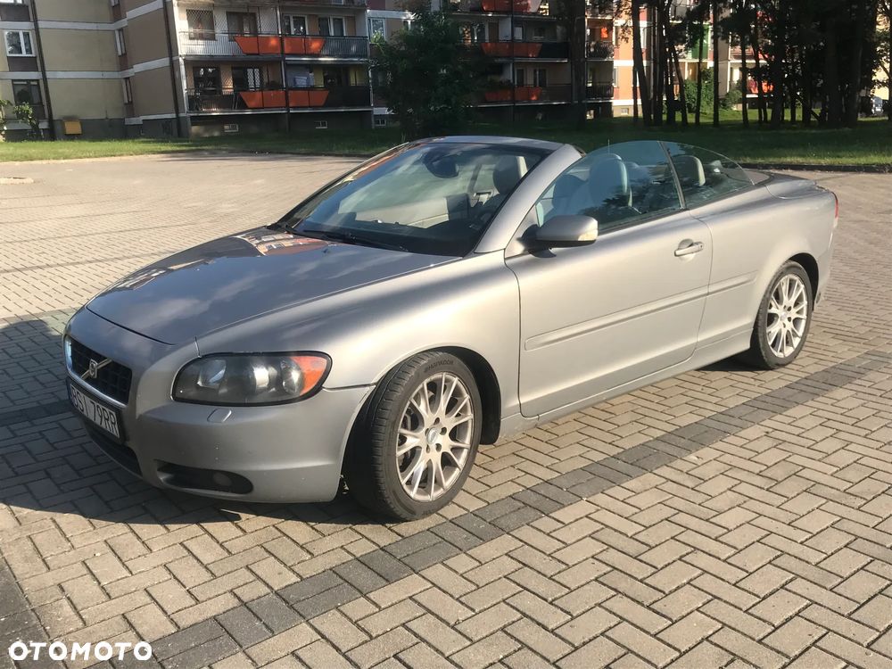 Volvo C70 2.4i Momentum - 3
