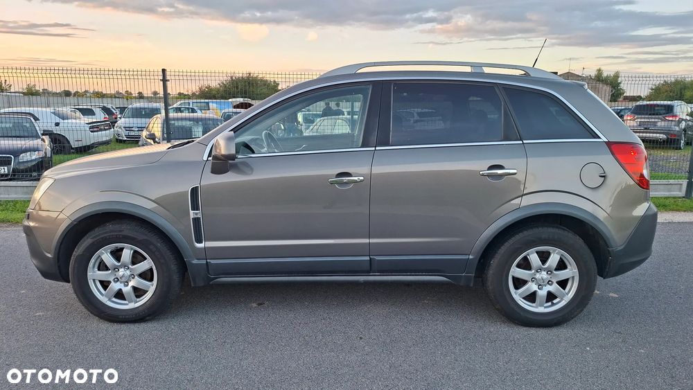 Opel Antara 2009 photo 3