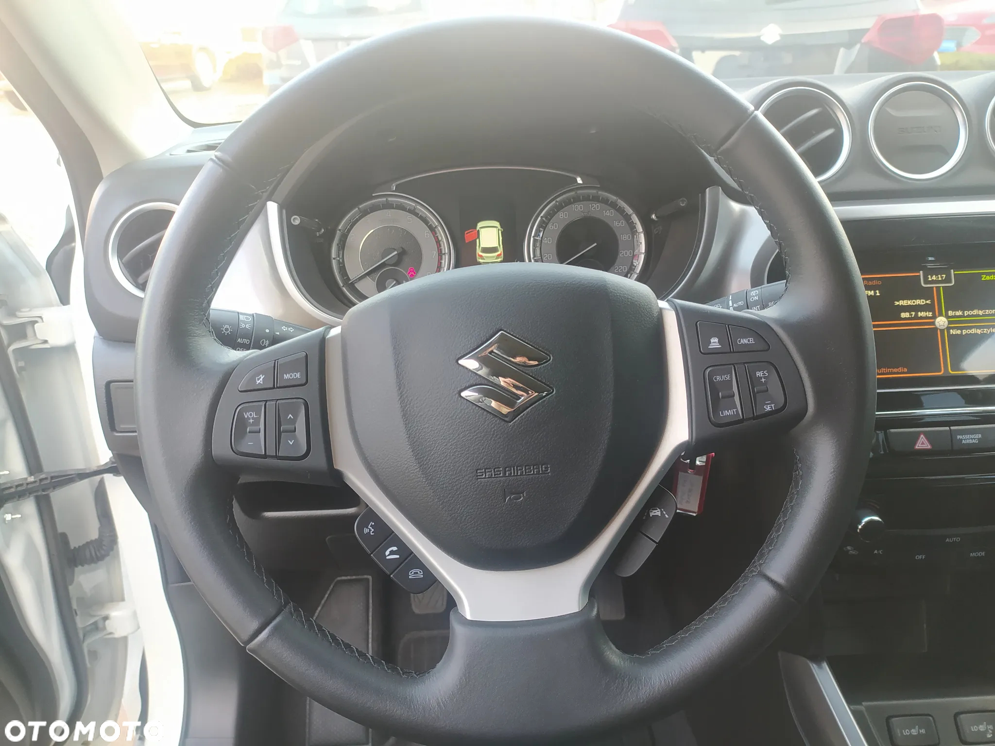 Suzuki Vitara 1.4 Boosterjet Premium 2WD - 11
