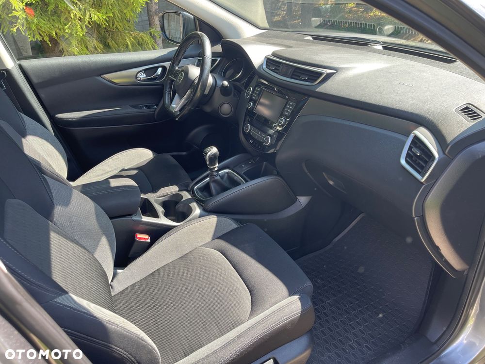 Nissan Qashqai 1.6 DIG-T N-Connecta - 12