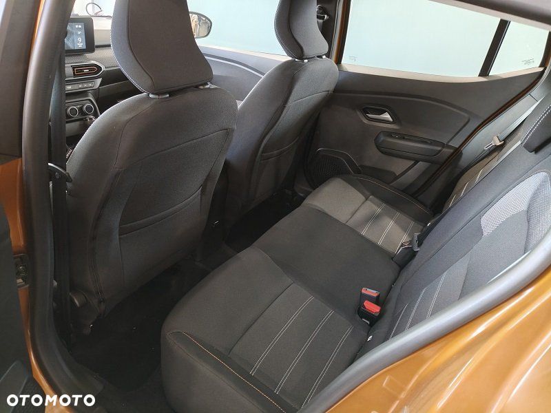 Dacia Sandero - 8