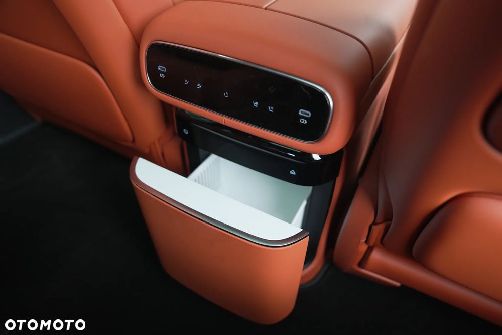 Geely M9 - 35