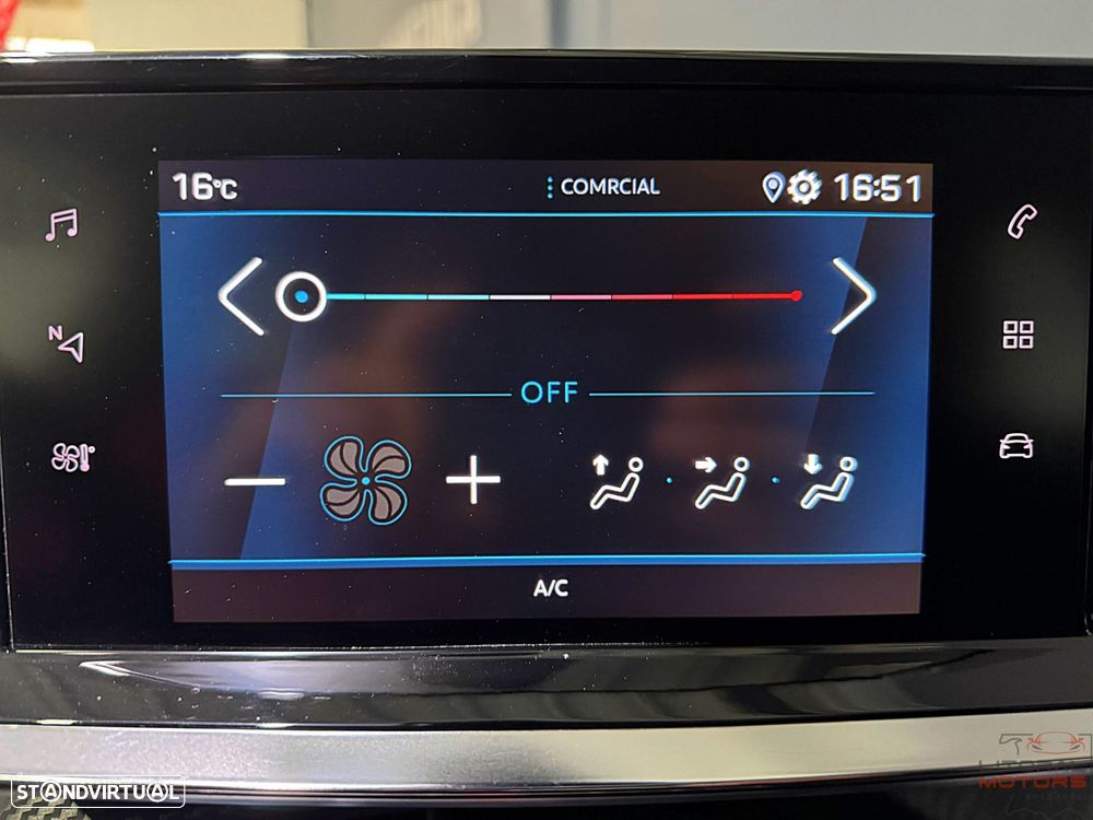 Peugeot 208 1.2 PureTech SE Style - 26