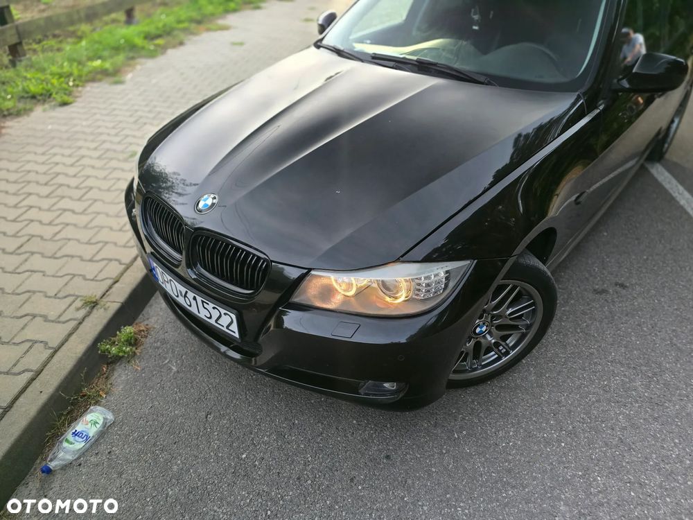 BMW Seria 3 318i - 37