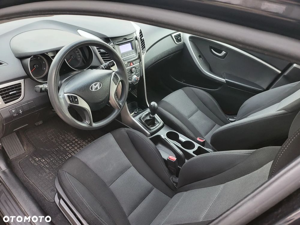 Hyundai i30 1.4 CRDi Premium - 26