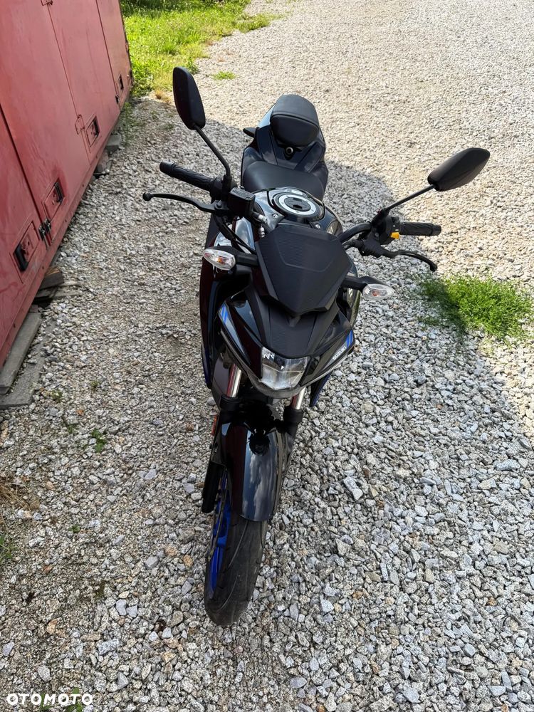 Suzuki GSX - 7