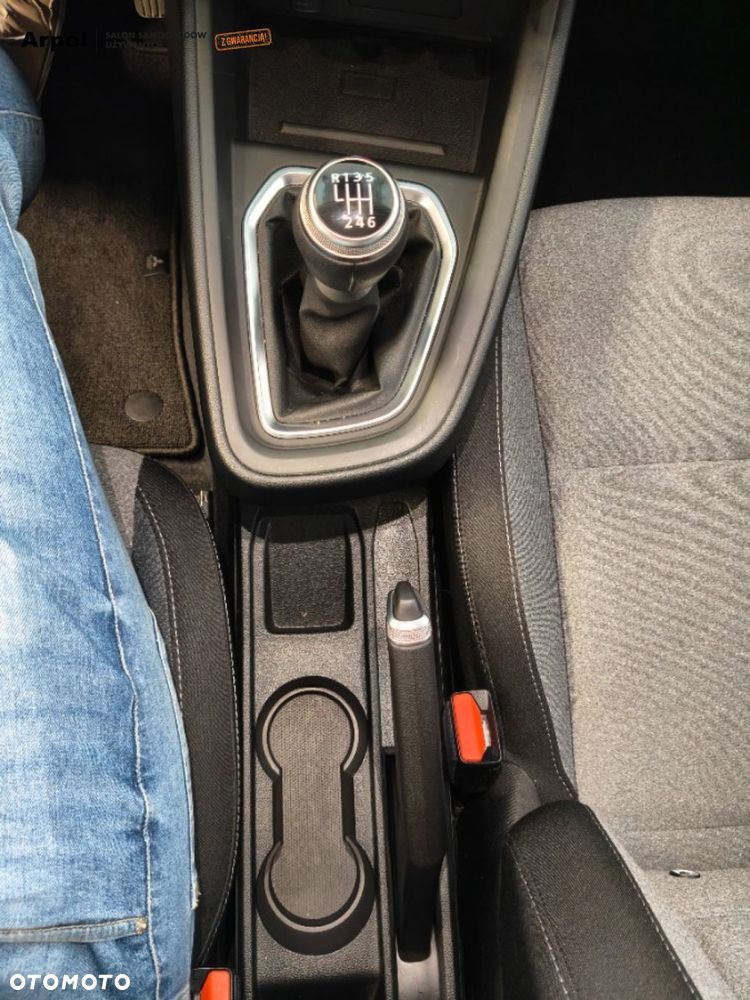 Mitsubishi Colt - 20
