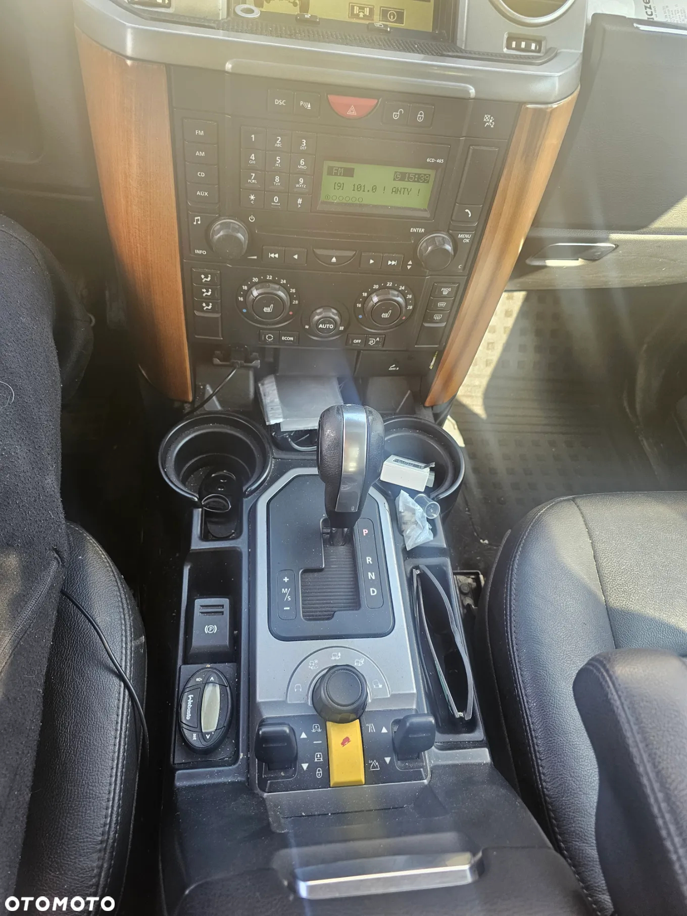 Land Rover Discovery - 5
