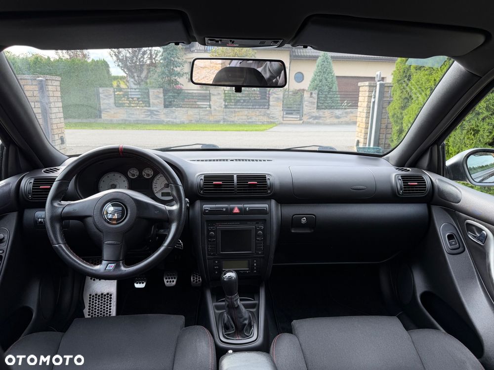 Seat Leon 1.8T Cupra R - 29