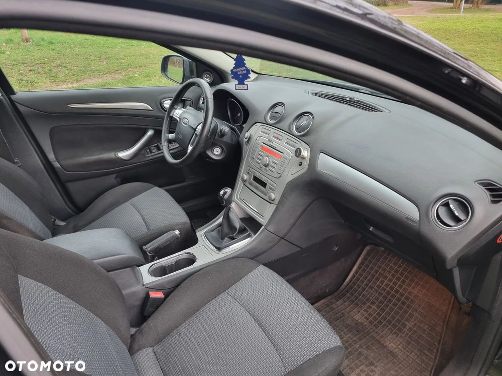 Ford Mondeo 2.0 Trend - 5