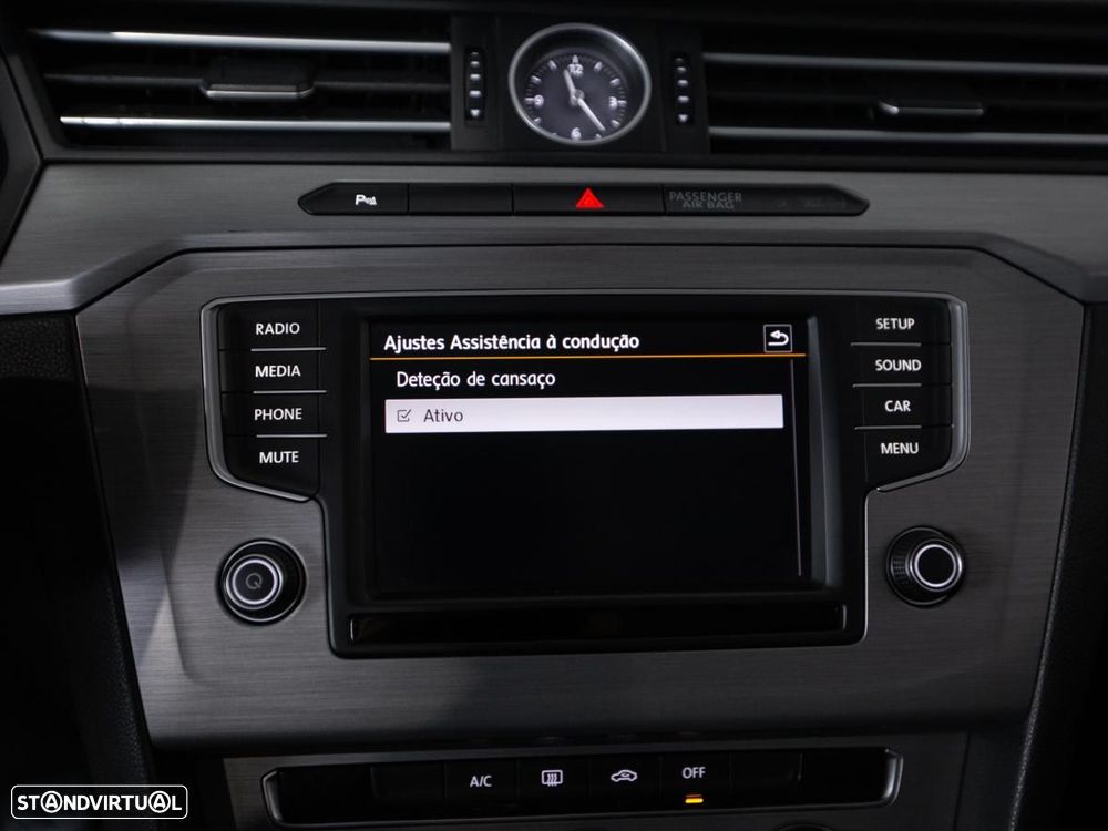 VW Passat Variant - 21