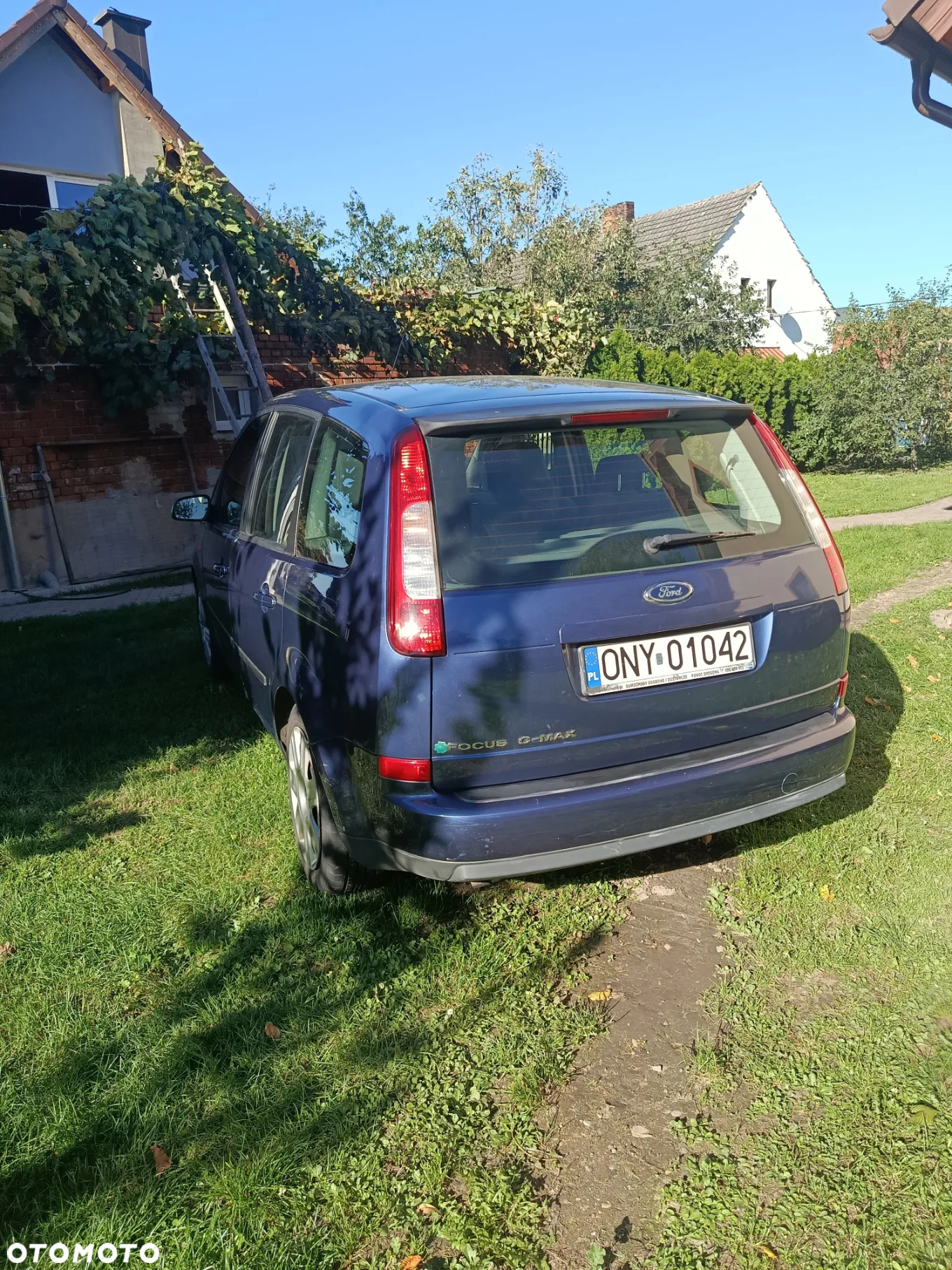 Ford Focus C-Max 1.8 Ambiente - 2
