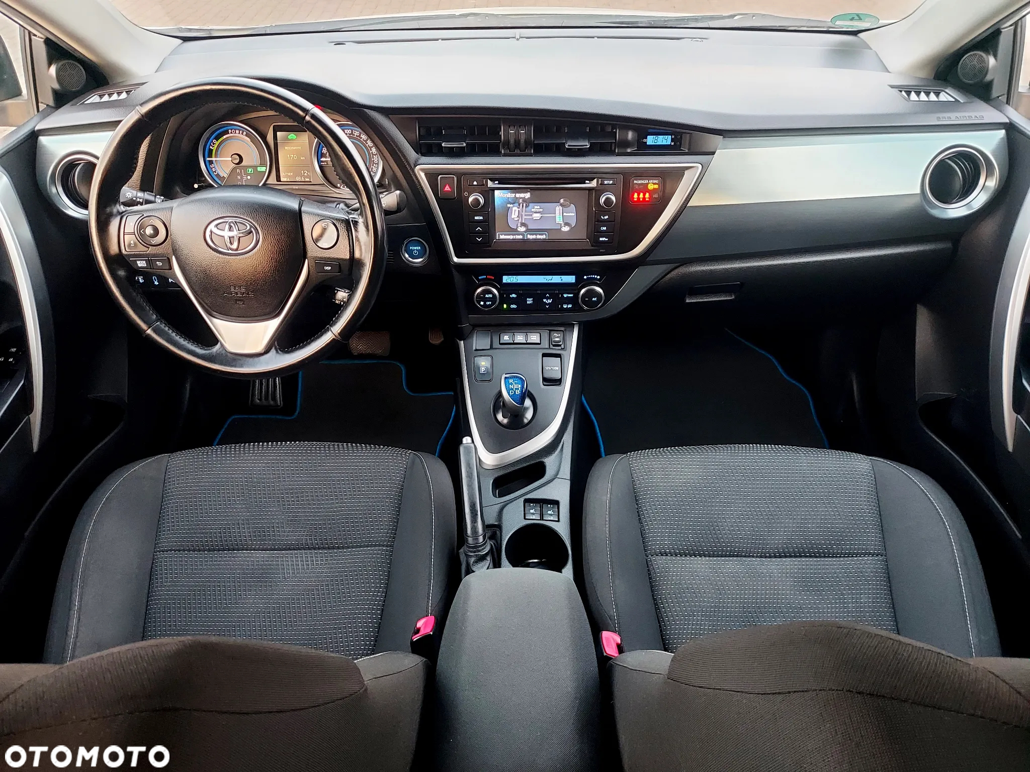 Toyota Auris 1.8 Hybrid Executive - 35