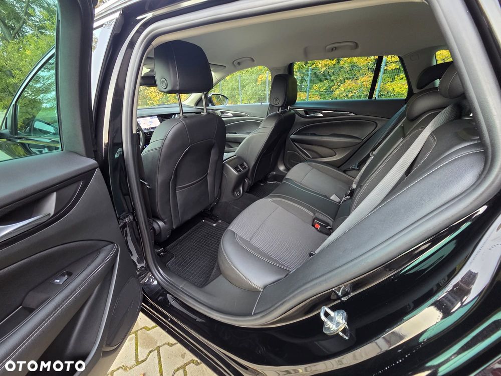 Opel Insignia 2.0 T Ultimate S&S - 10