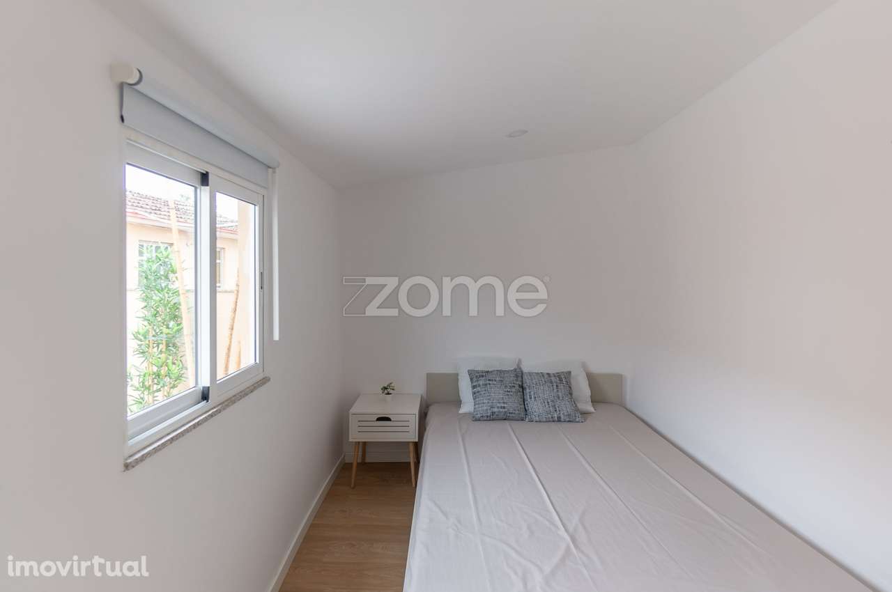 Conjunto de 3 casas independentes em Canelas - Grande imagem: 3/27