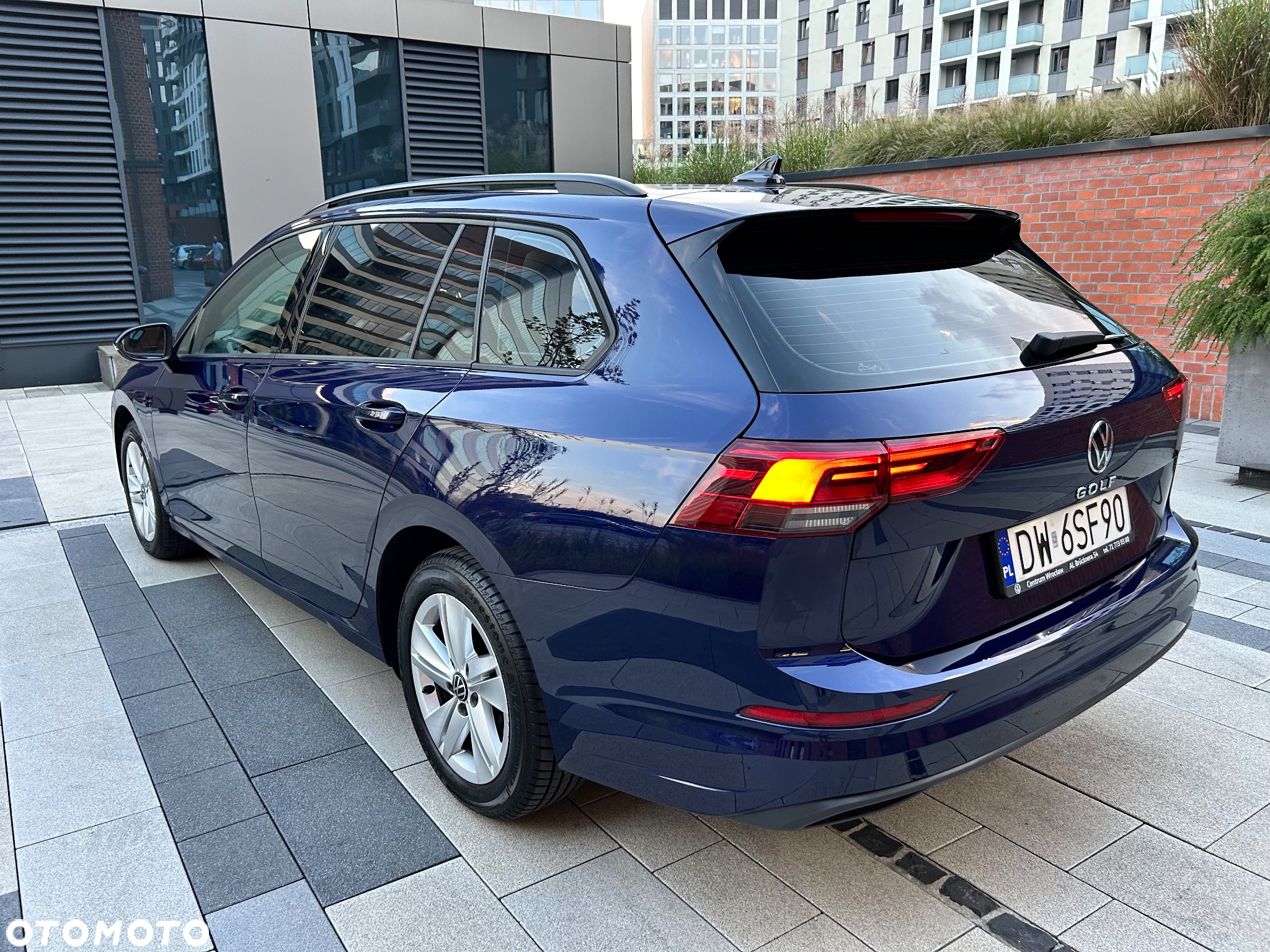 Volkswagen Golf VIII 2.0 TDI Life DSG - 11