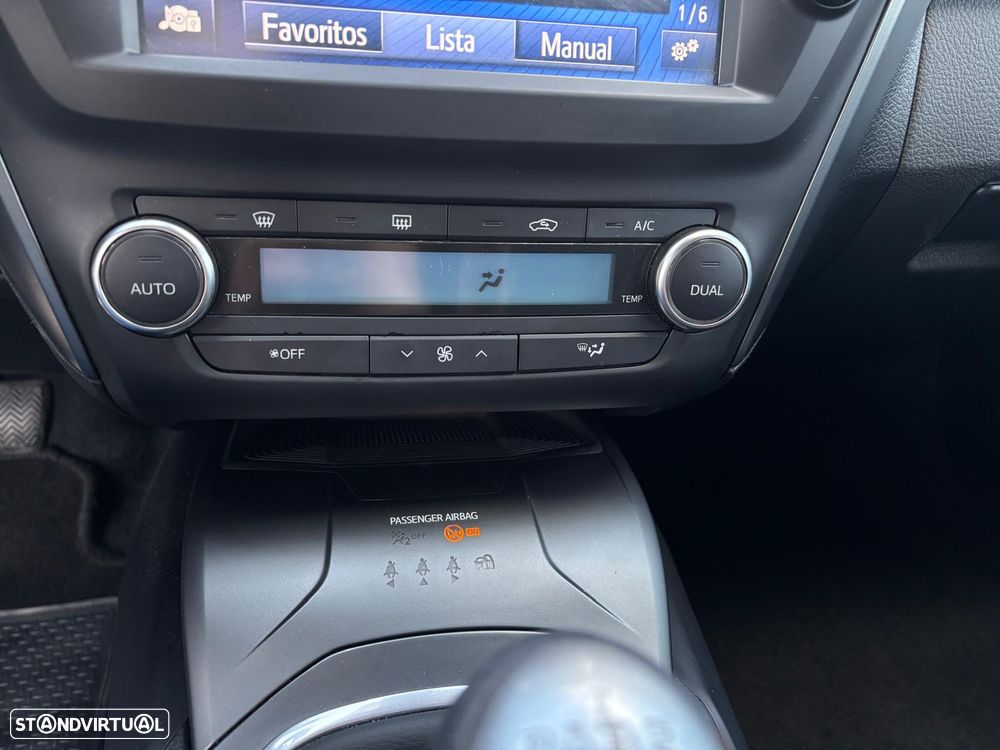 Toyota Avensis SD 2.0 D-4D Exclusive+GPS - 15