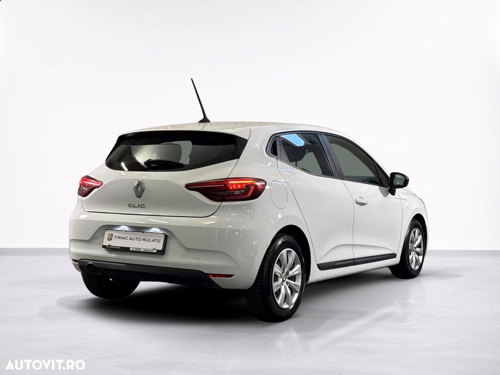 Renault Clio - 6