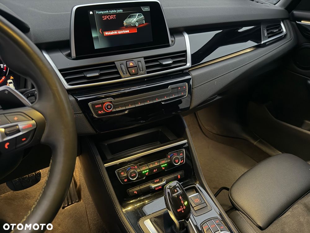 BMW Seria 2 220i M Sport sport - 11