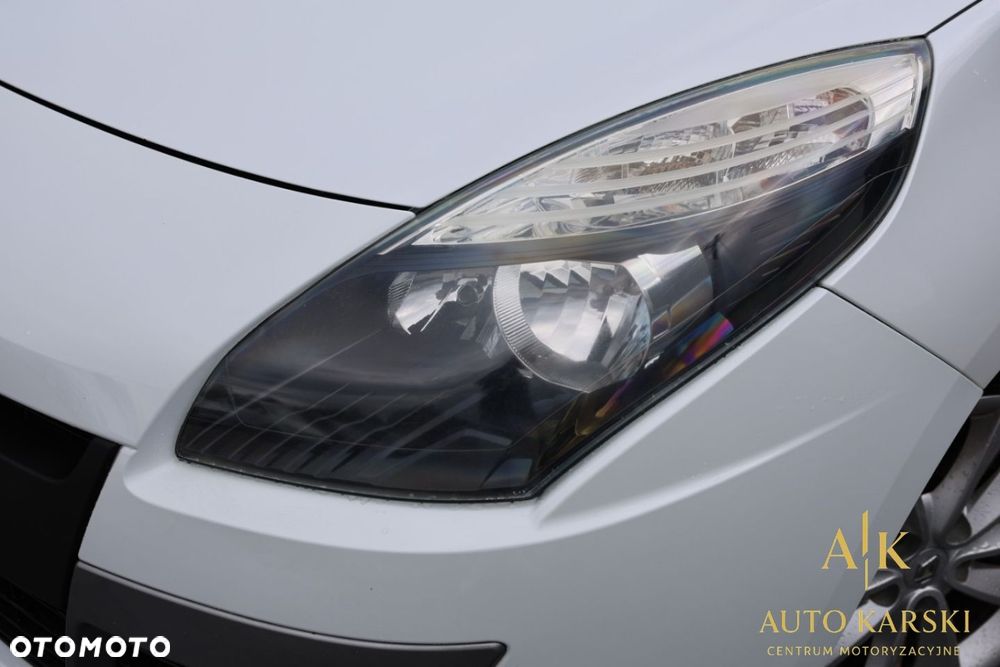 Renault Scenic - 16