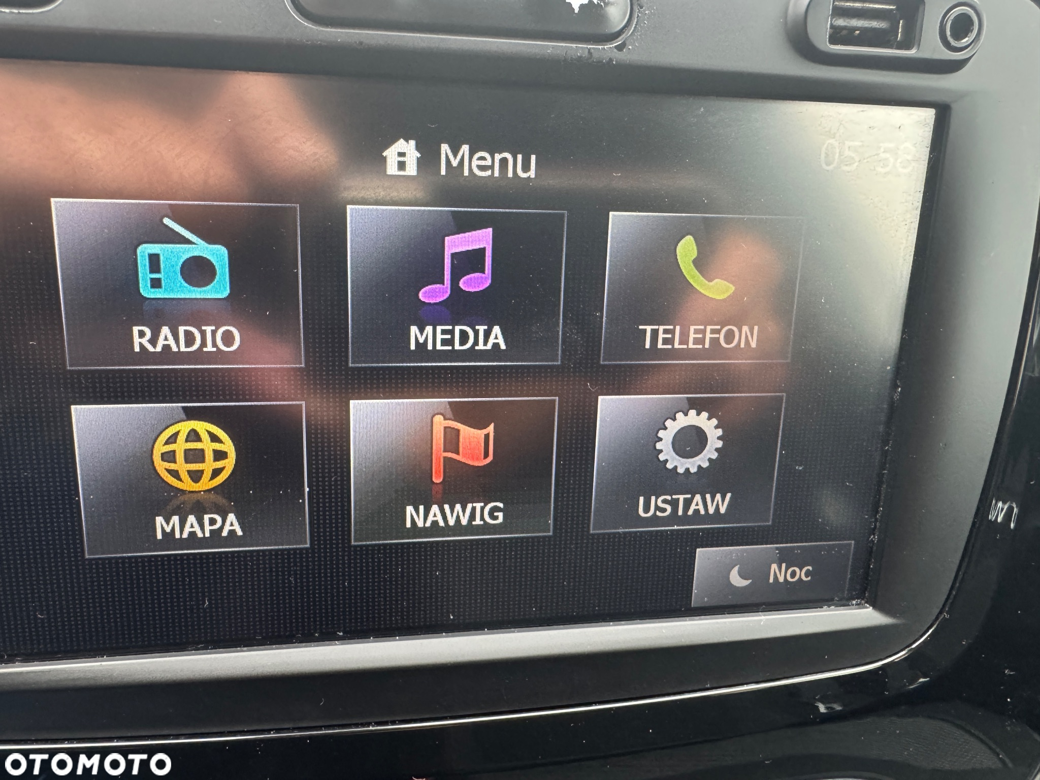 Renault Captur (ENERGY) dCi 90 EDC LIMITED - 19