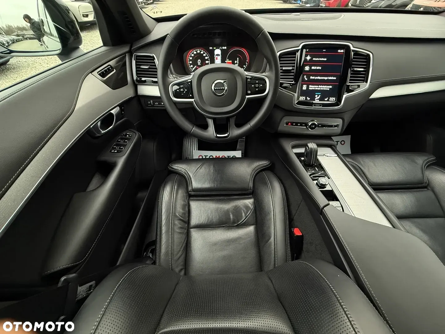 Volvo XC 90 T8 AWD Recharge Geartronic RDesign Edition - 37