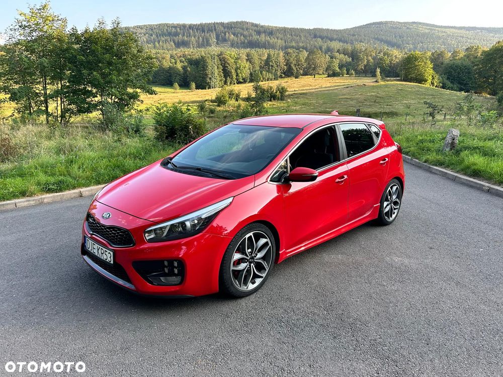 Kia Ceed 1.6 T-GDI GT - 25