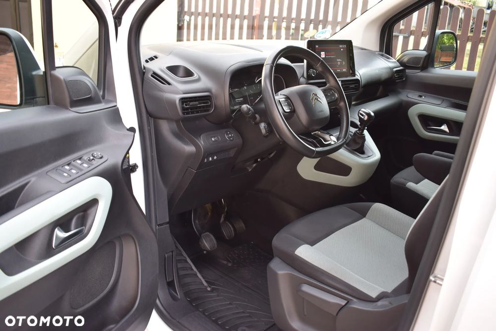 Citroën Berlingo XL 7-Sitzer BlueHDi 130 FEEL PACK - 8