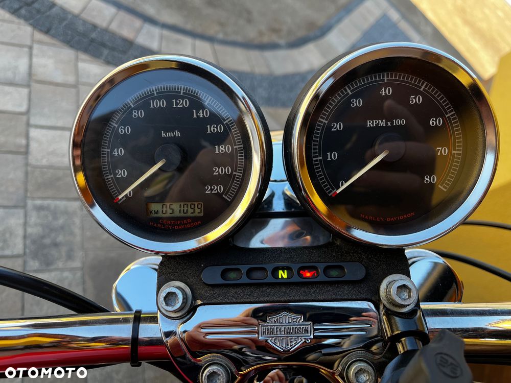 Harley-Davidson Sportster Roadster 1200R - 9