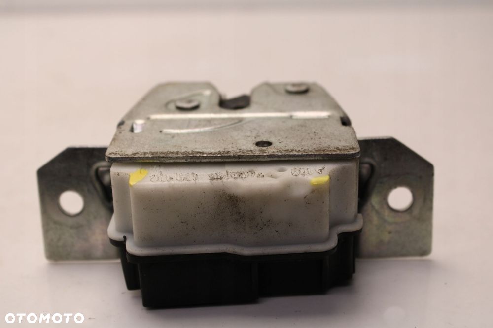 mercedes w169 lift 08r- zamek klapy bagażnika tył tylny - 5