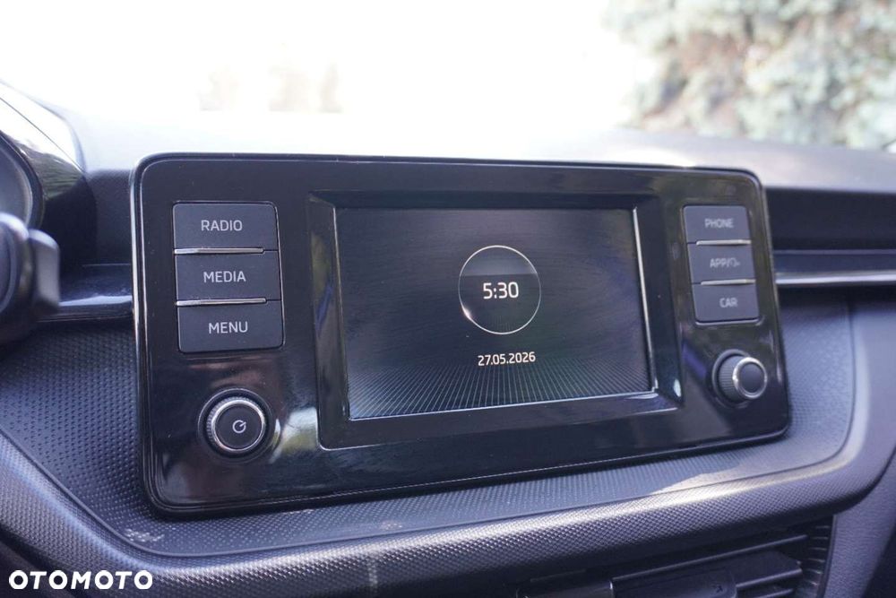 Skoda Fabia 1.0 MPI Active - 11