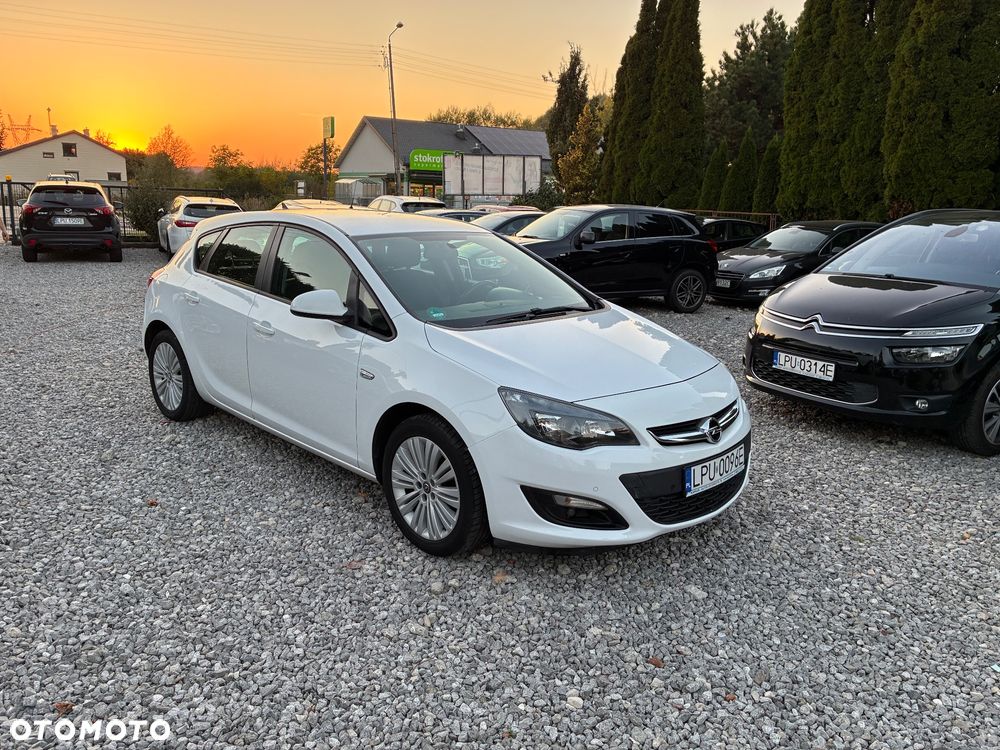 Opel Astra - 1