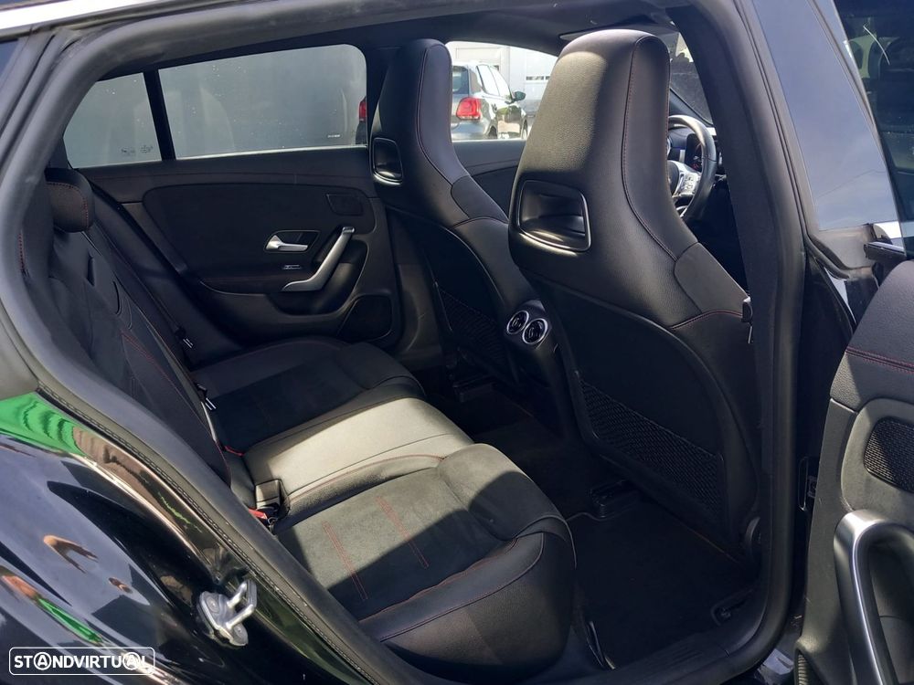 Mercedes-Benz CLA 180 d Shooting Brake AMG Line Aut. - 29