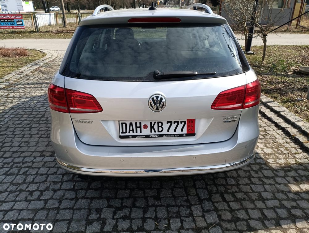 Volkswagen Passat Variant 2.0 Blue TDI DPF Comfortline - 6