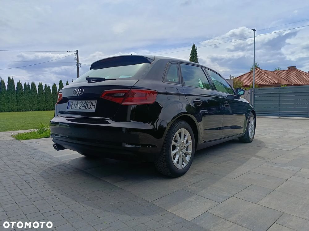 Audi A3 Sportback 2.0 TDI S tronic Attraction - 16