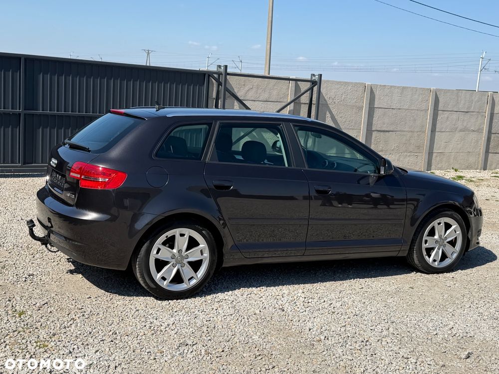 Audi A3 Sportback - 13