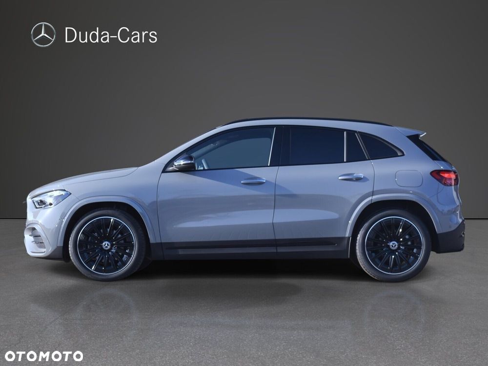 Mercedes-Benz GLA - 4