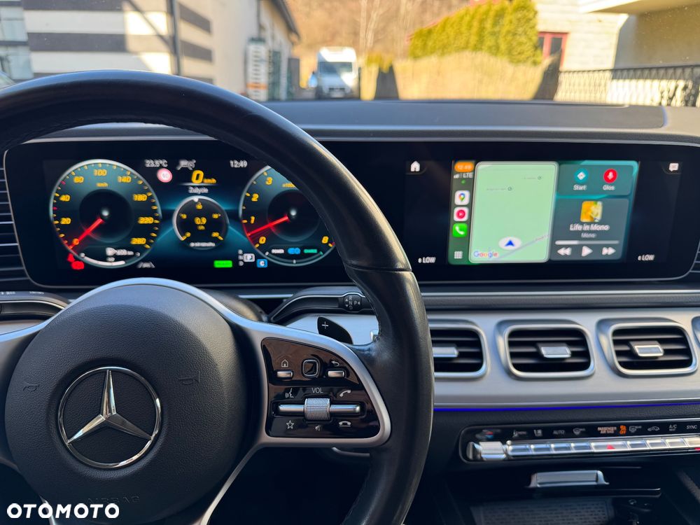 Mercedes-Benz GLE - 11