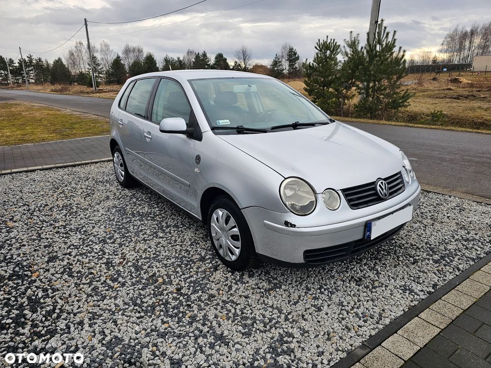 Volkswagen Polo 1.4 16V Comfortline - 2