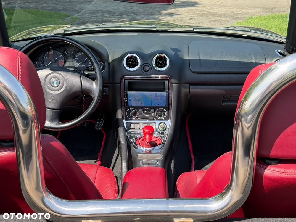 Mazda MX-5 1.6i 16V - 11