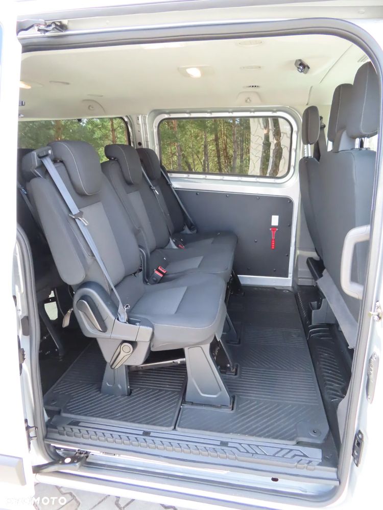 Ford Transit CUSTOM 2.0 TDCi 130 Km L2 Limited Edition W Najbogatszej Wersji Wyposażenia TREND L2H1 LONG Blaszak Furgon 9-Cio Osobowy Stan Jak NOWY POLECAM - 17