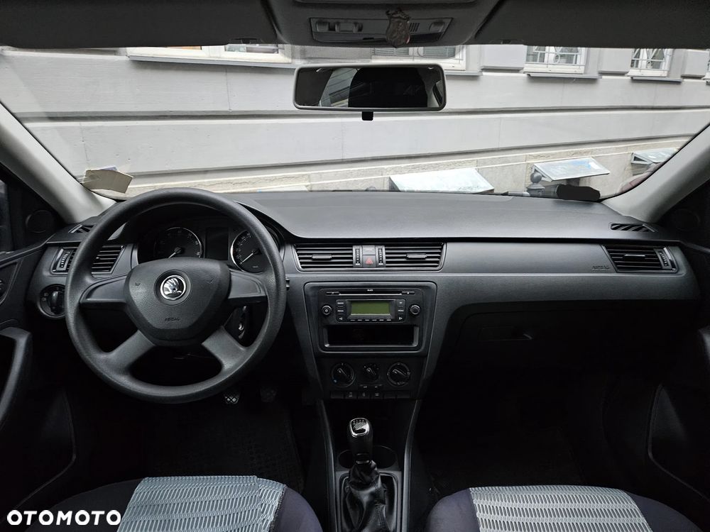 Skoda RAPID 1.2 TSI Ambition - 6