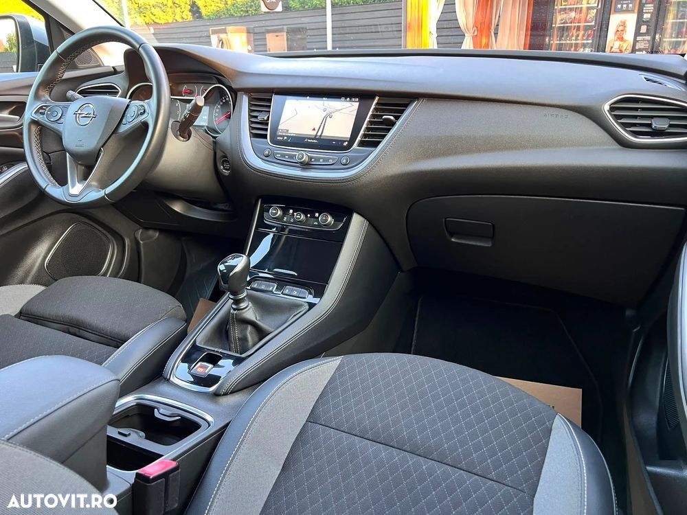 Opel Grandland - 10