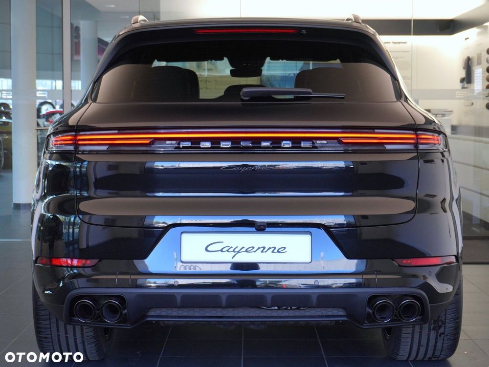 Porsche Cayenne Black Edition - 16