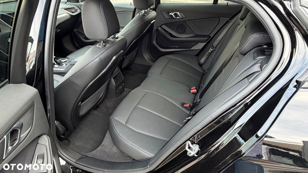 BMW Seria 1 118i Edition Colorvision - 11