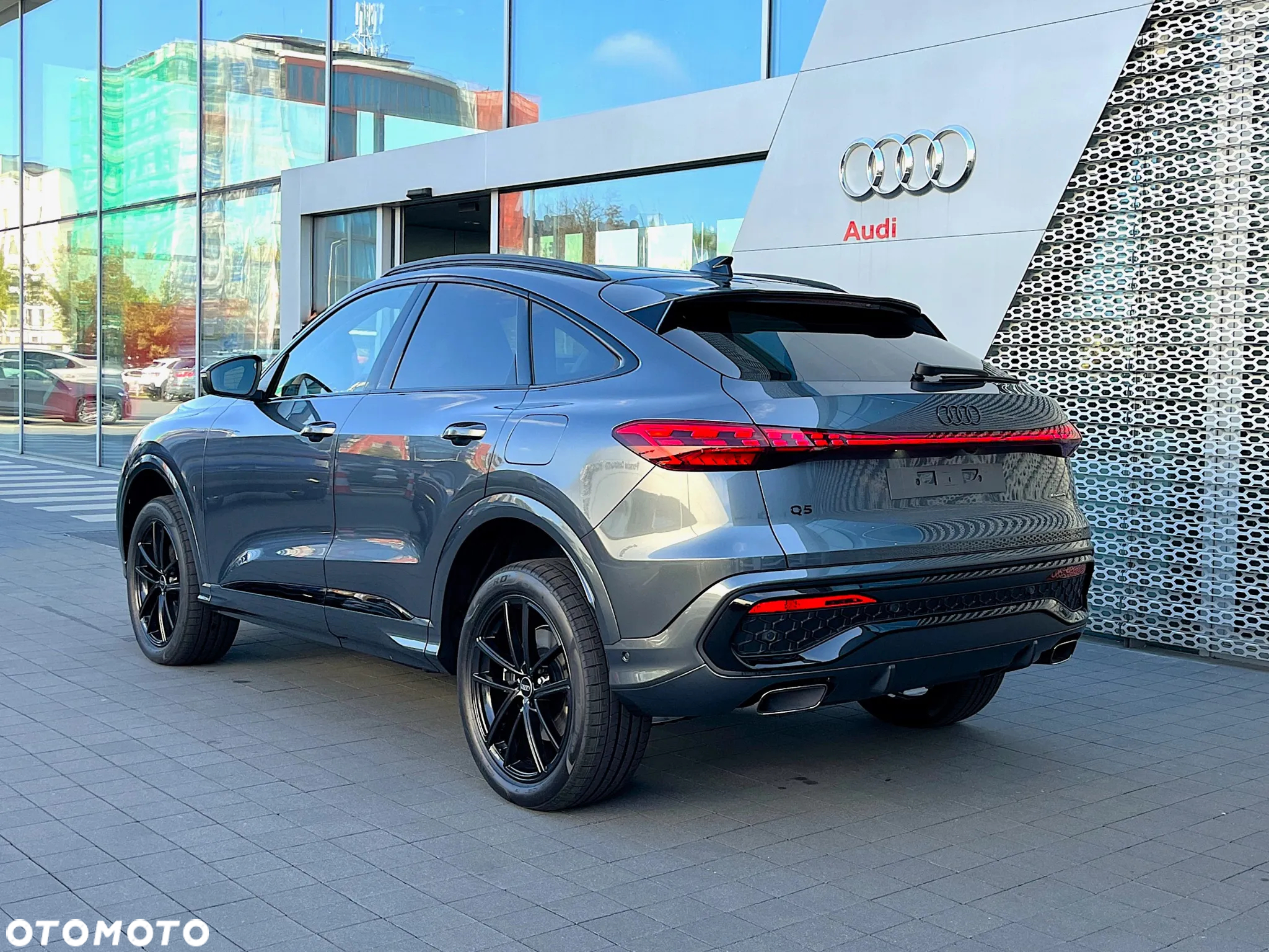 Audi Q5 Sportback - 10