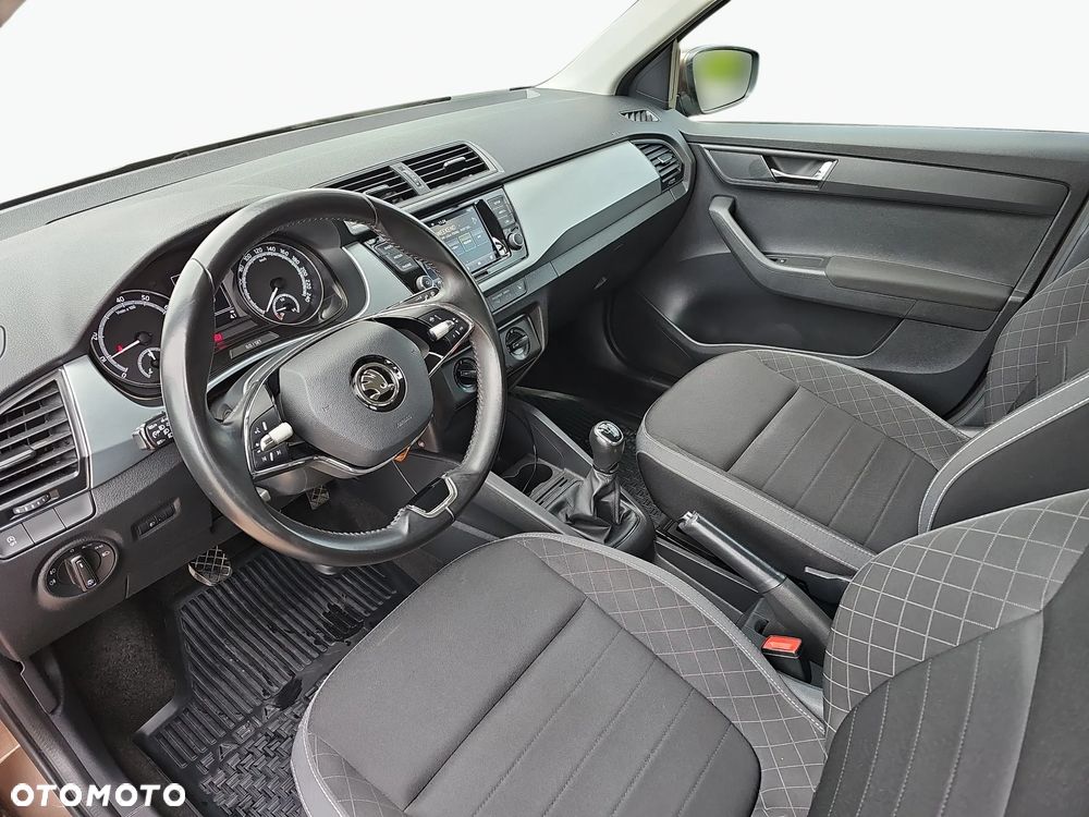 Skoda Fabia 1.0 TSI Ambition - 4