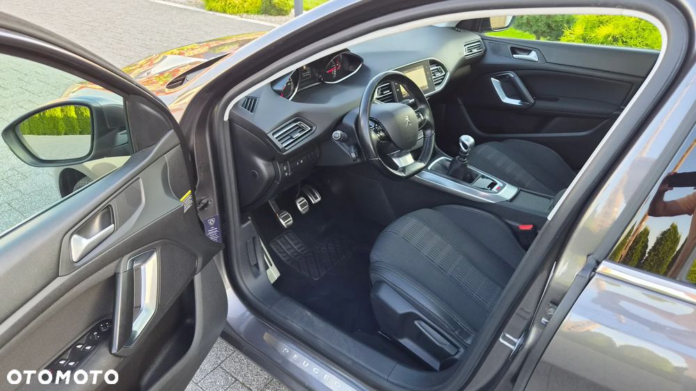 Peugeot 308 BlueHDi 130 Stop & Start Allure - 16