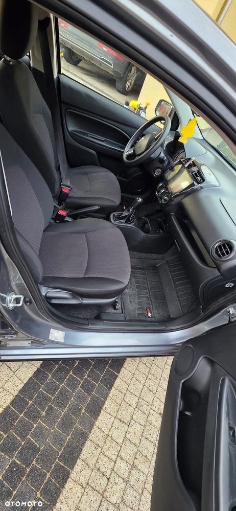 Mitsubishi Space Star 1.0 - 16